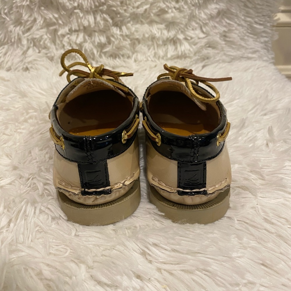 Sperry - Picture 4 of 4